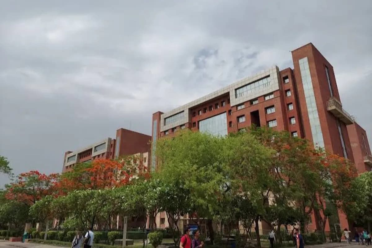 Amity University, Noida campus - Image 6