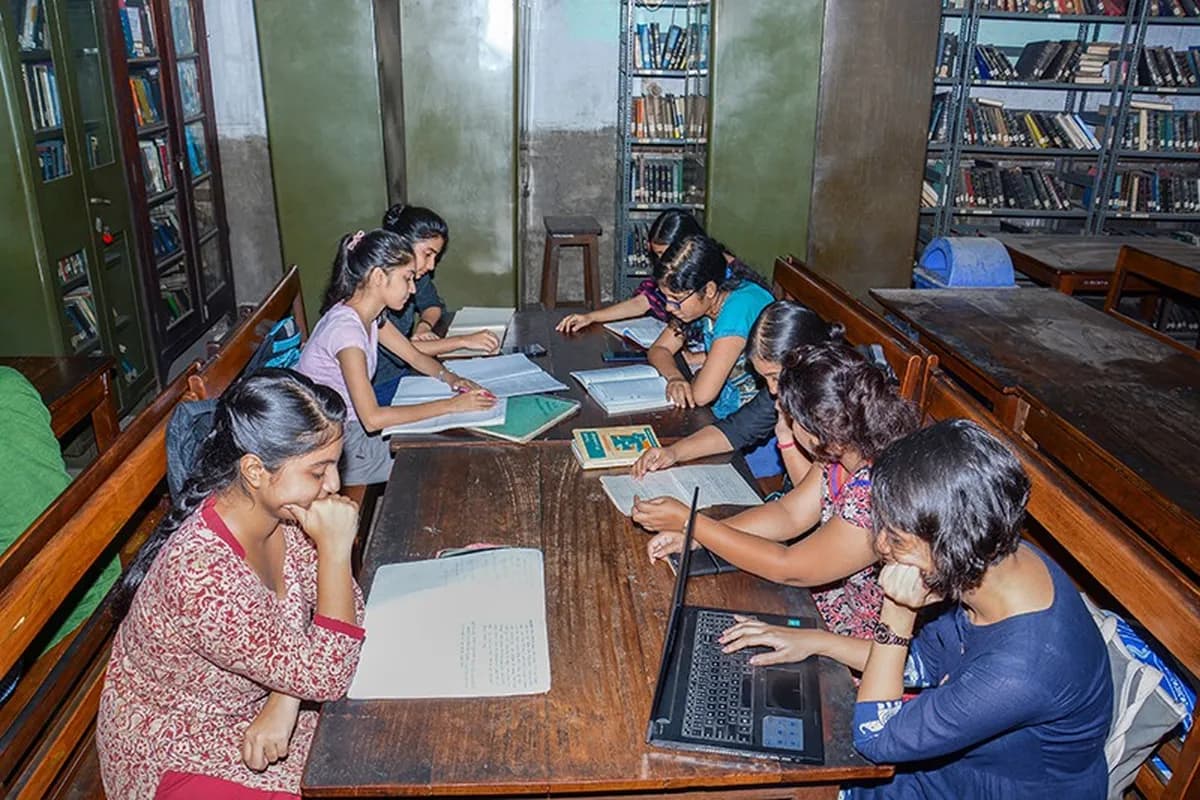 University of Calcutta, Kolkata campus - Image 5