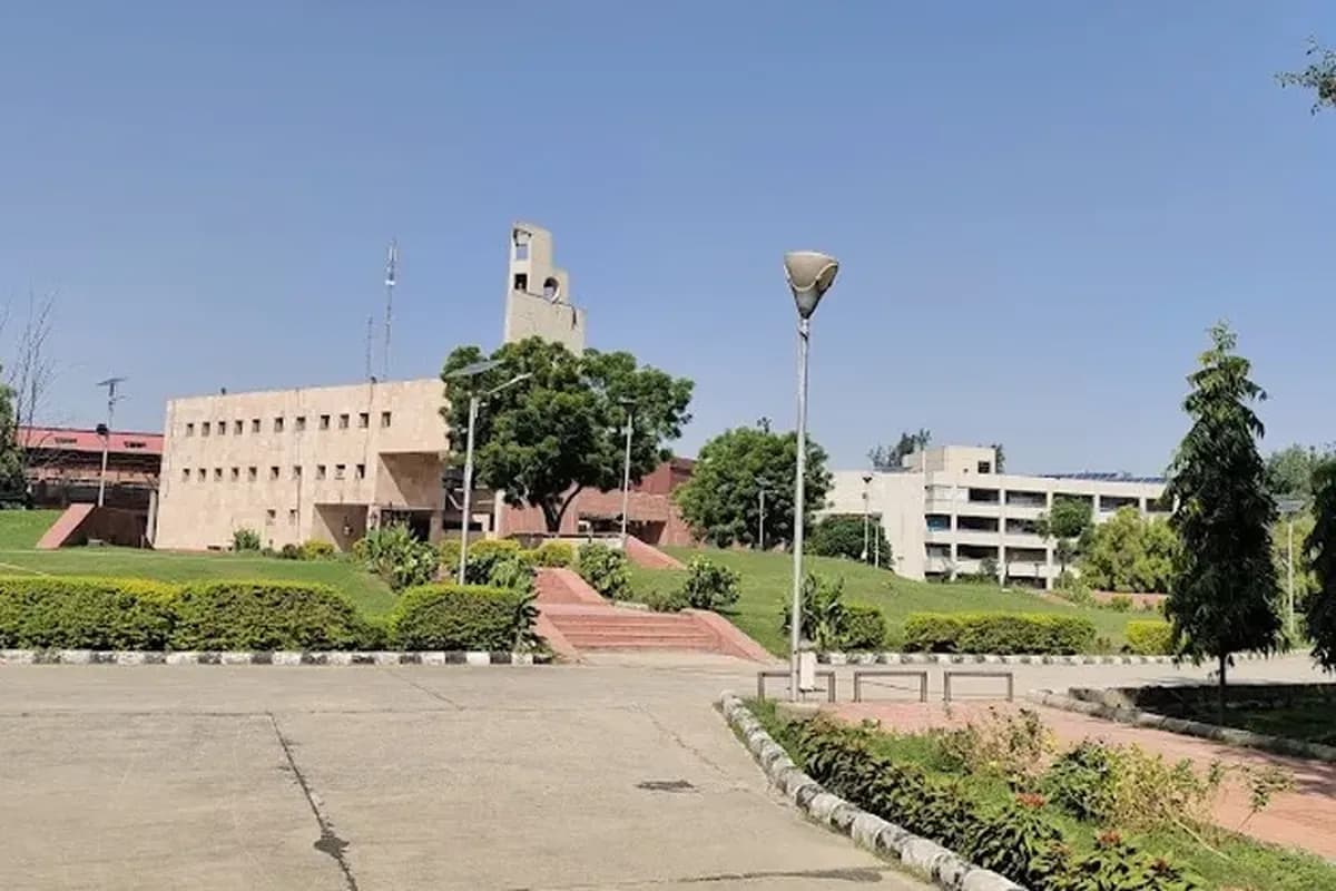 Delhi Technological University (DTU), New Delhi campus - Image 1