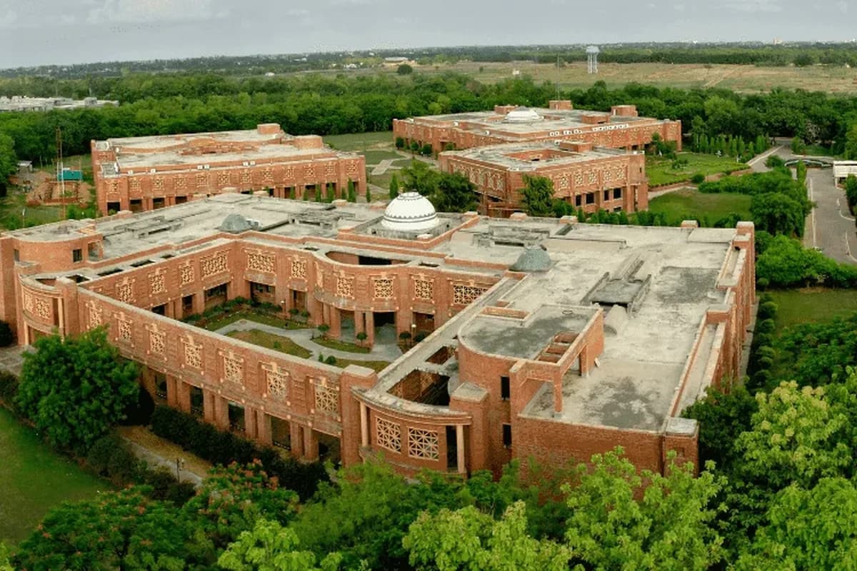 Indian Institute of Management (IIM), Lucknow campus - Image 5
