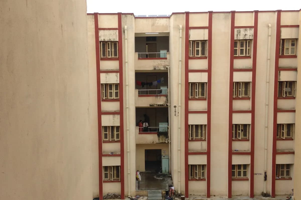 Indian Institute of Technology (IIT BHU), Varanasi campus - Image 1