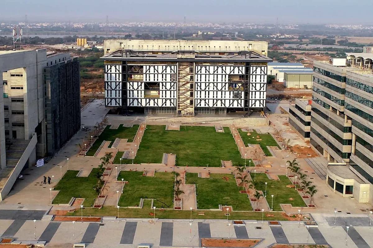Indian Institute of Technology (IIT), Hyderabad campus - Image 1