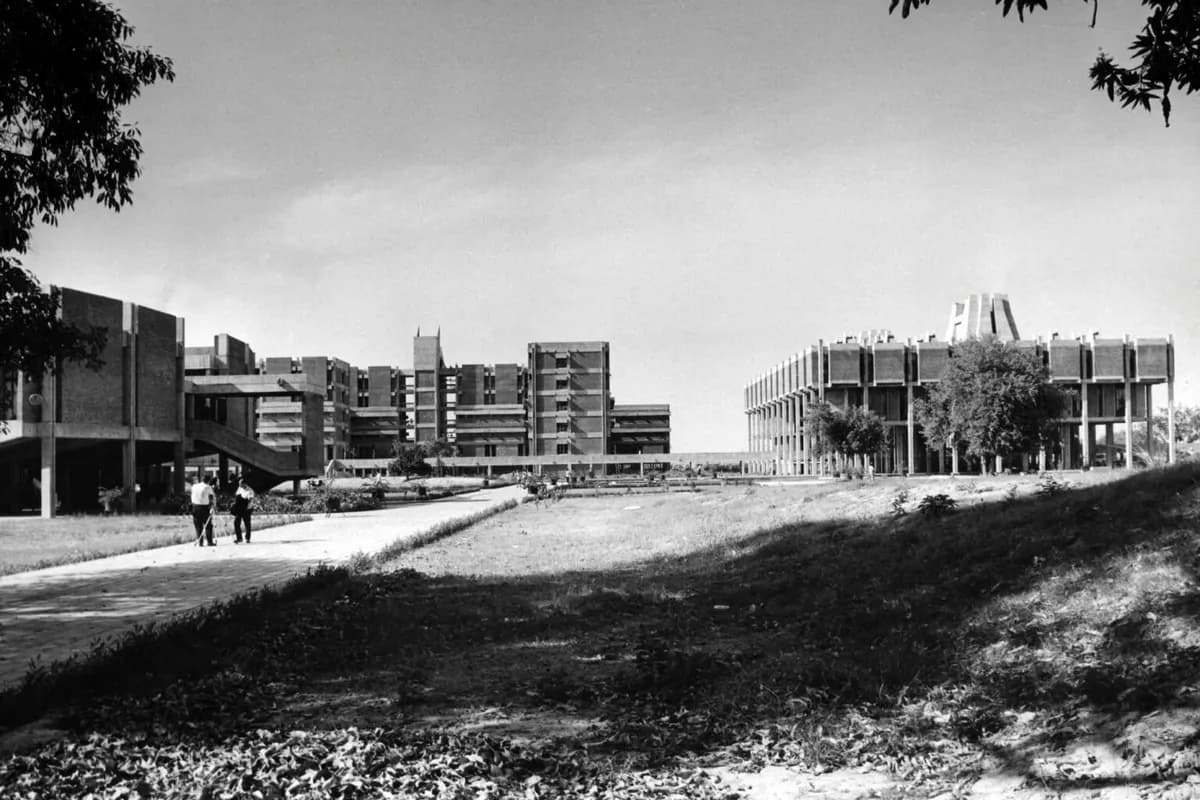 Indian Institute of Technology (IIT), Kanpur campus - Image 1