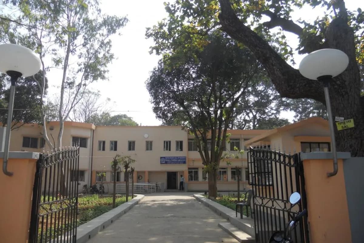 Indian Institute of Technology (IIT), Kharagpur campus - Image 6