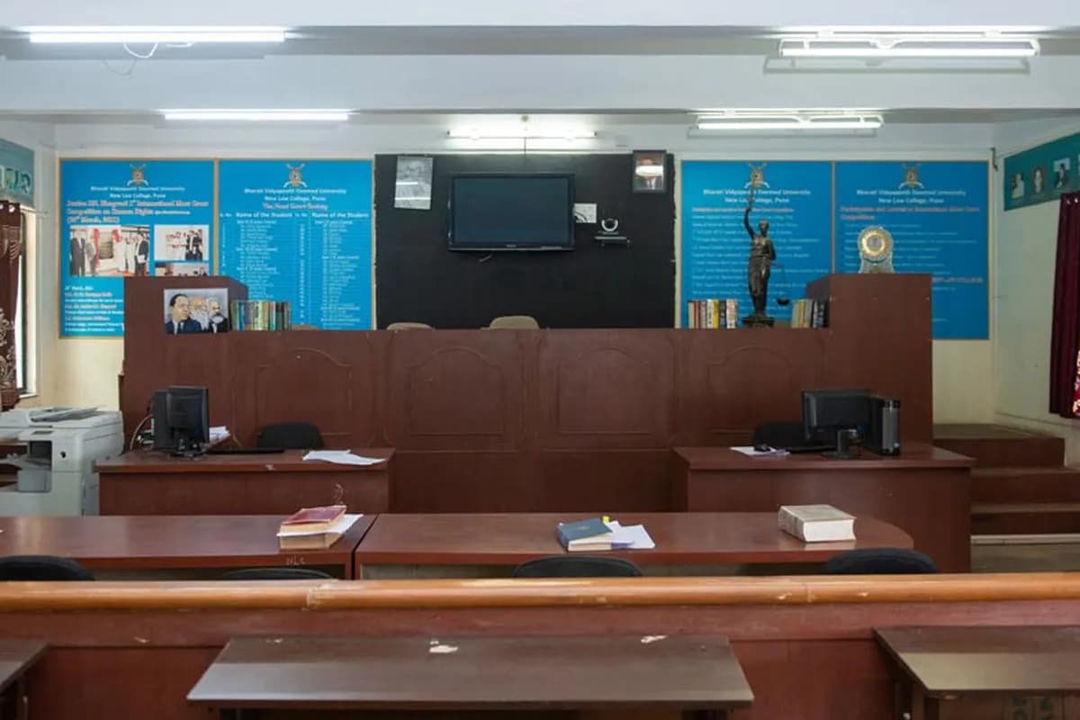 National Academy of Legal Studies and Research (NALSAR), Hyderabad campus - Image 5
