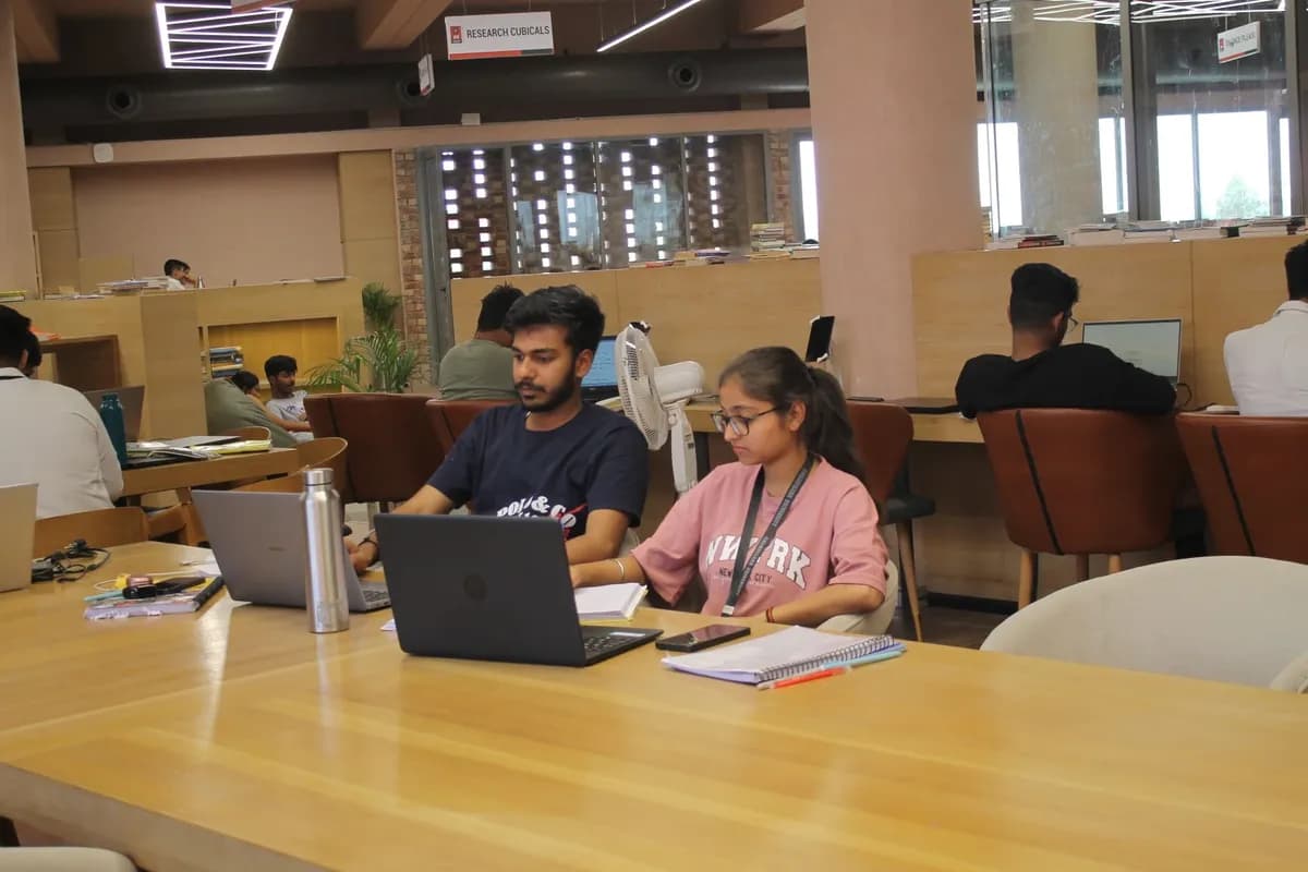 Post Graduate Institute of Medical Education and Research (PGIMER), Chandigarh campus - Image 3