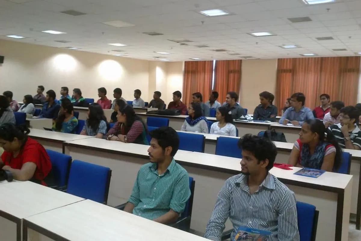 Sage University, Bhopal campus - Image 3