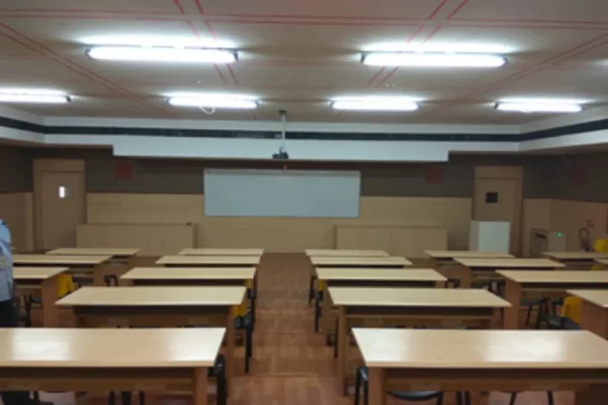 Vellore Institute of Technology (VIT), Vellore campus - Image 2