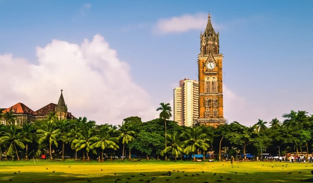 Top 10 World Changing Universities with Billionaire Alumni, Including India