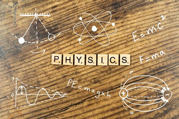 Advansed Math 10 Best Physics Books for JEE Advanced 2026 | CollegeChalo