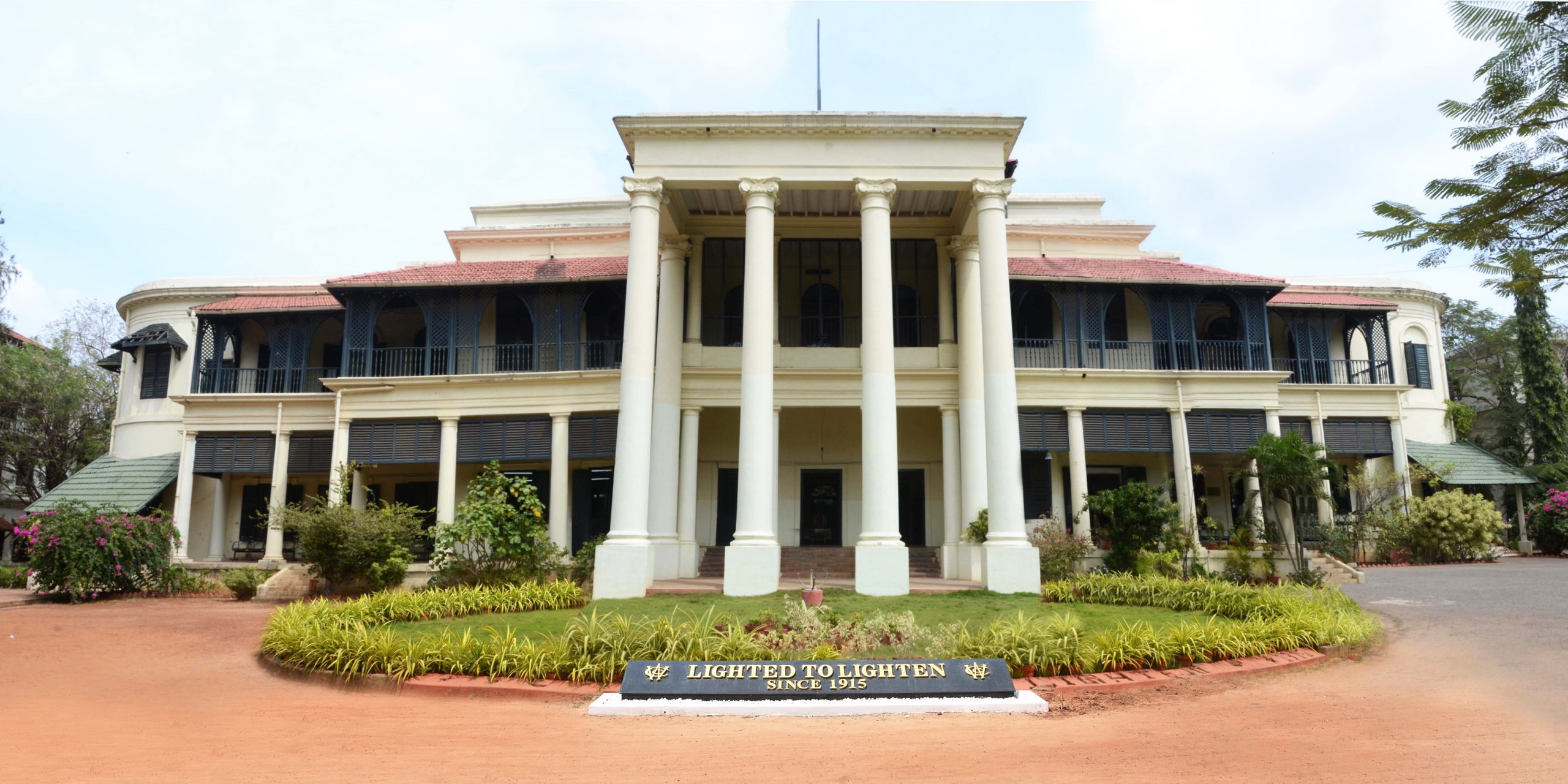 Top 20 Colleges in India for Science