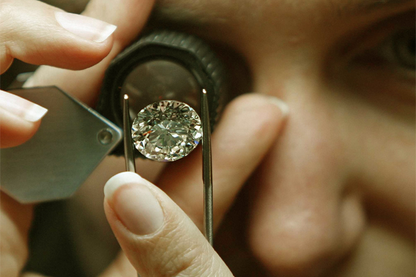 Gemology course