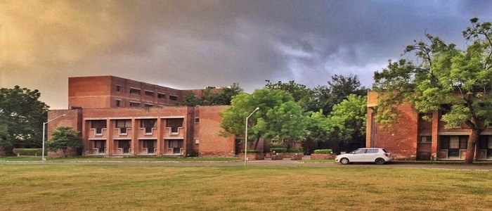 Top 20 MBA Colleges in Gujarat Latest List 2023