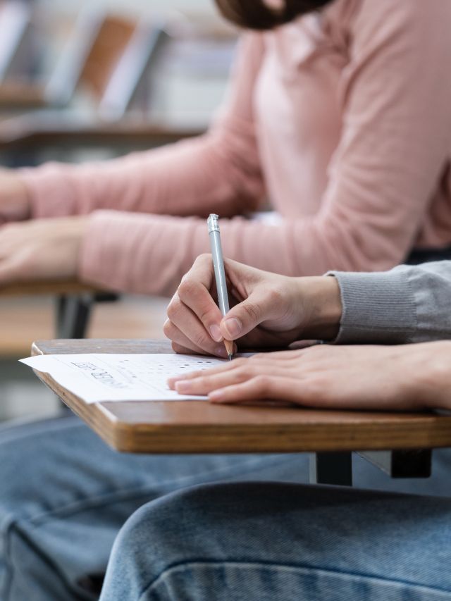 Decoding the Distinction: UGC NET vs. CSIR NET
