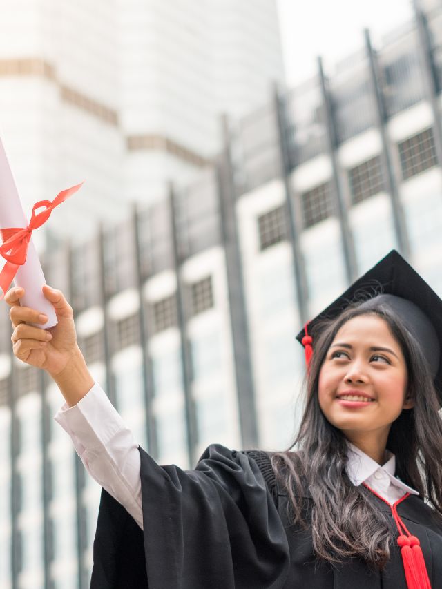 Shaping Futures: Top 5 Arts Bachelor Degrees after 12th