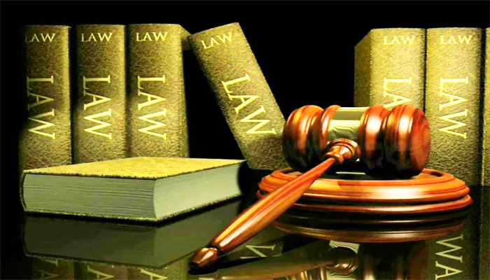 Studying LLB Course in India