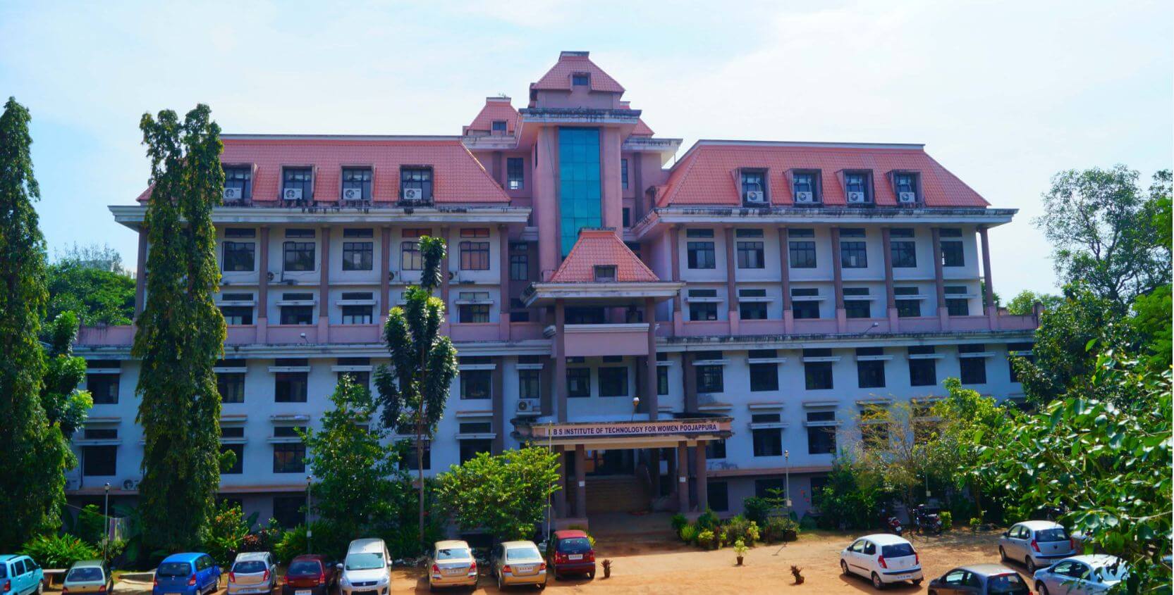 Title: Empowering Minds: Top 20 Women's Colleges in Kerala