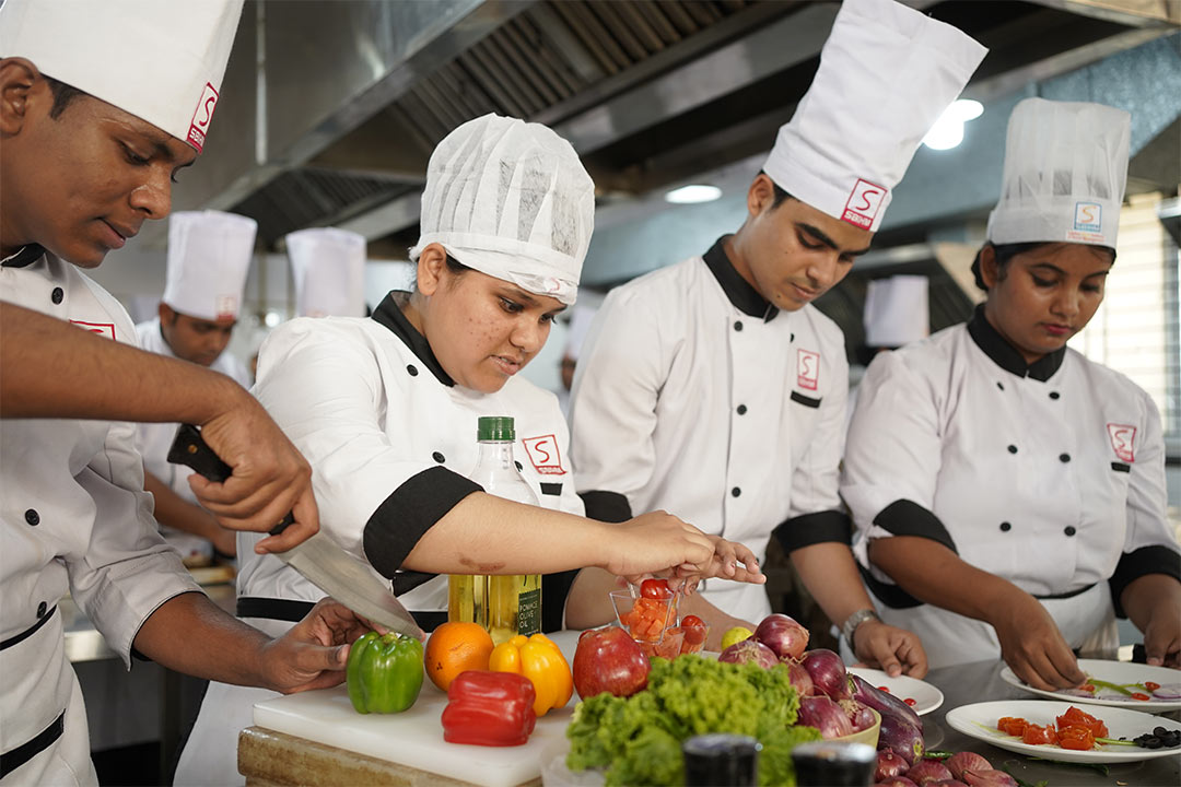Career Options after Bachelor of Hotel Management