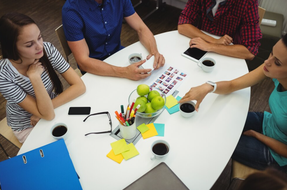 10 Trends Shaping The Workplace Dyanmics......