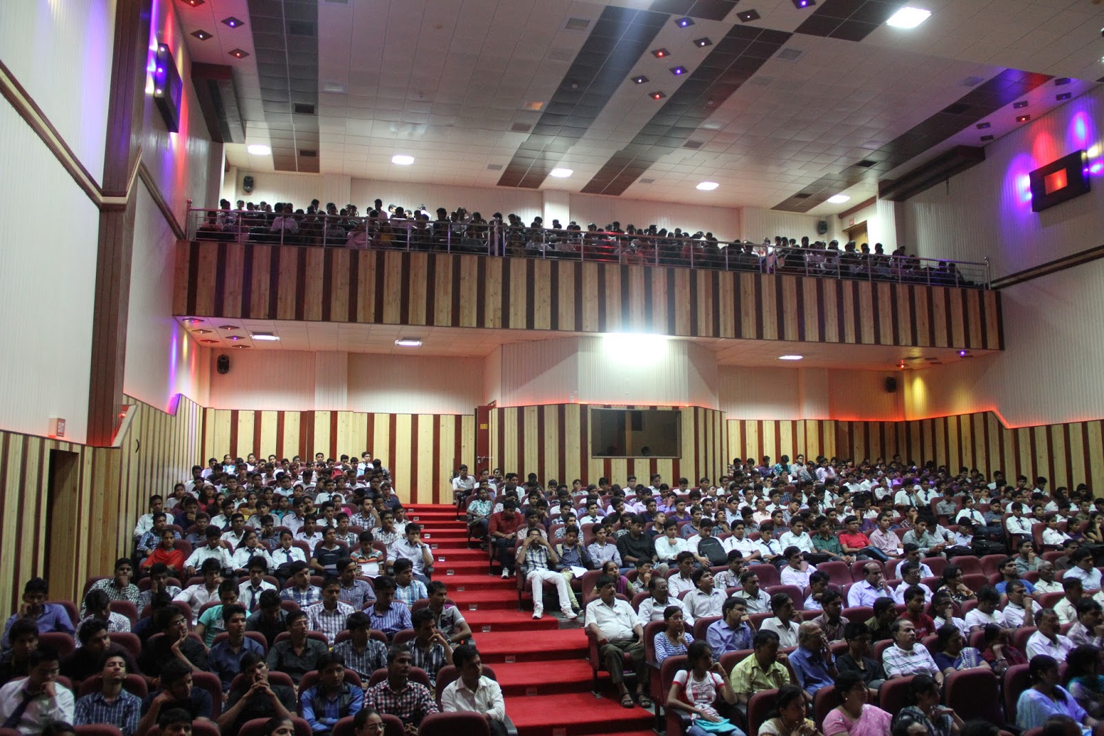 Vivekananda Global University 4