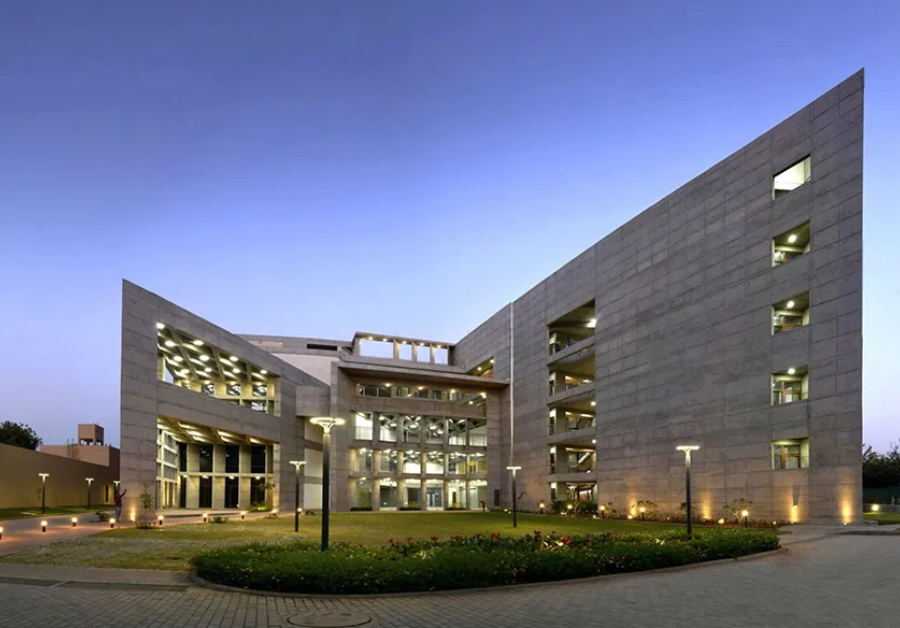 Top 10 Chemical Engineering Colleges In India 2024