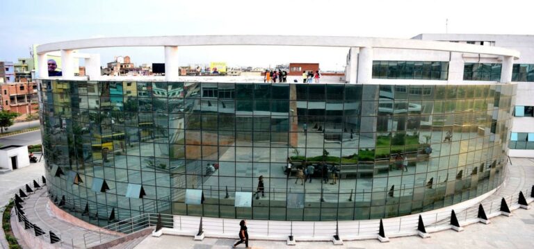 Top 16 Fashion Designing Colleges in Bihar Latest List 2023