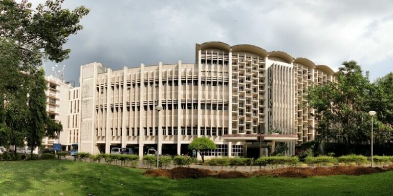 IIT Bombay Receives $11 Million Donation from Alumni to Support Women in STEM and Semiconductor Research