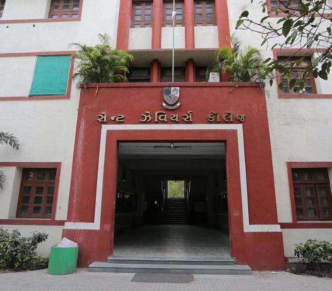 Top 10 BCA colleges in India