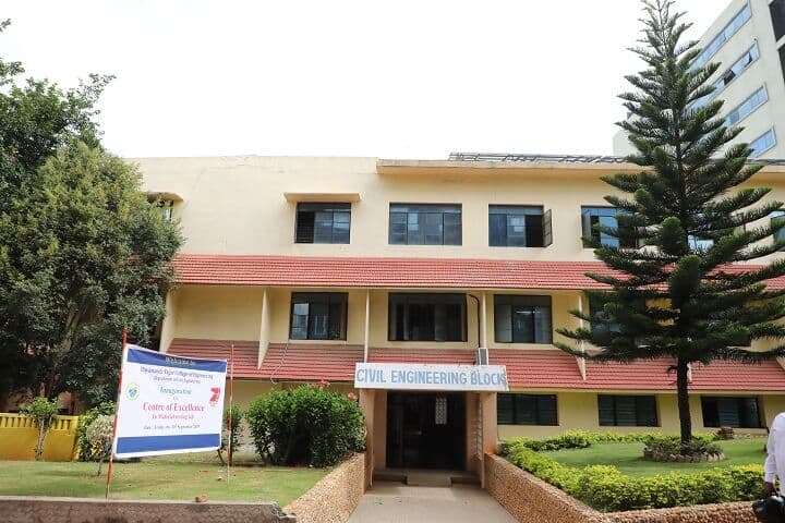 Top 20 colleges in India for Civil Engineering