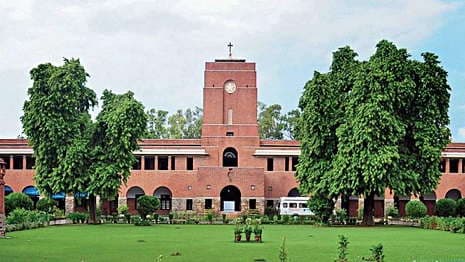 Delhi University Admissions 2022