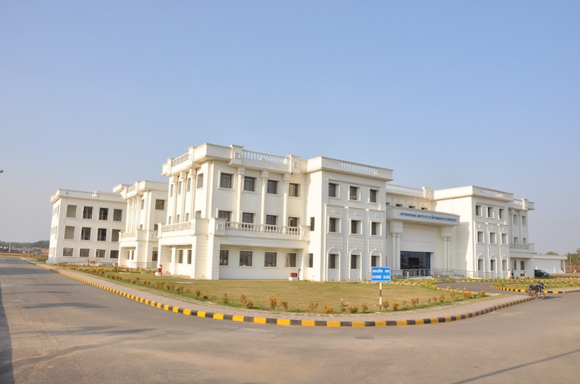 Iiit Nr Where Dreams Become Reality Like Rashi Bagga.