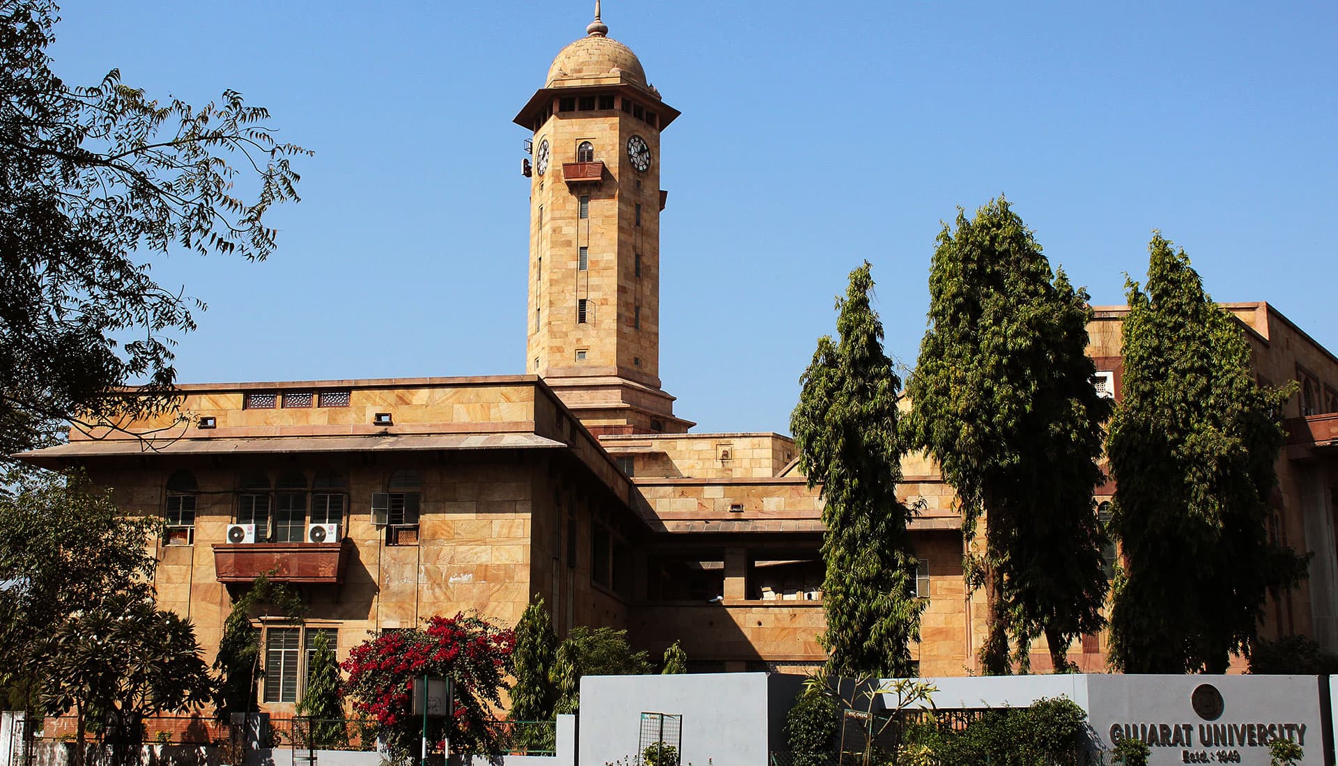 Top 20 MA History Colleges in Gujarat Top 20 MA History Colleges in Gujarat