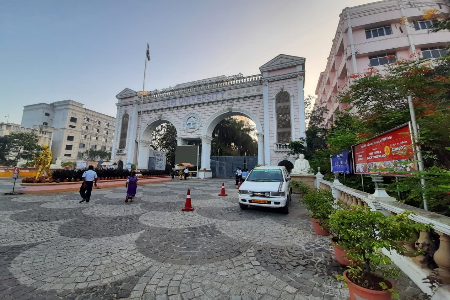 SRM Campus Comparison: KTR vs Ramapuram vs Sonepat SRM Campus Comparison: KTR vs Ramapuram vs Sonepat