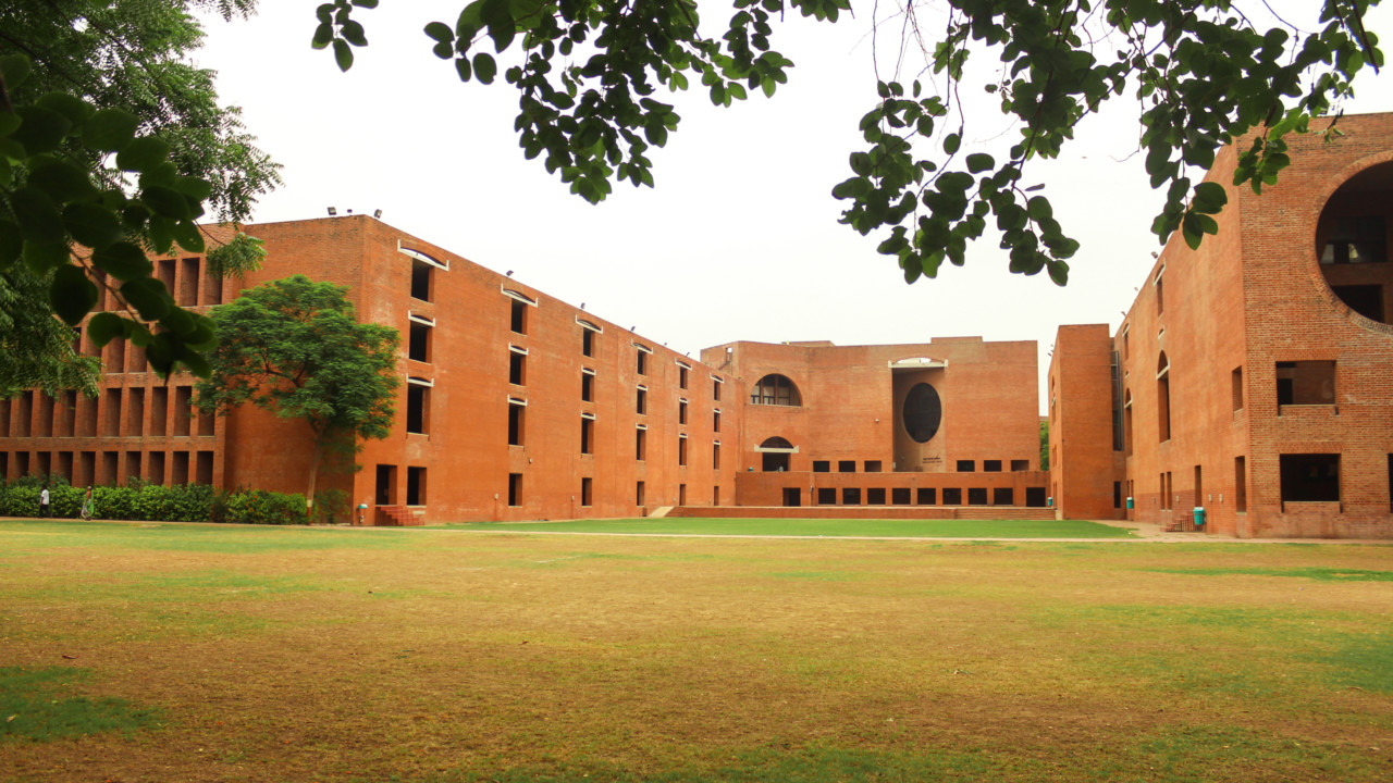 Top 20 MBA colleges in Gujarat
