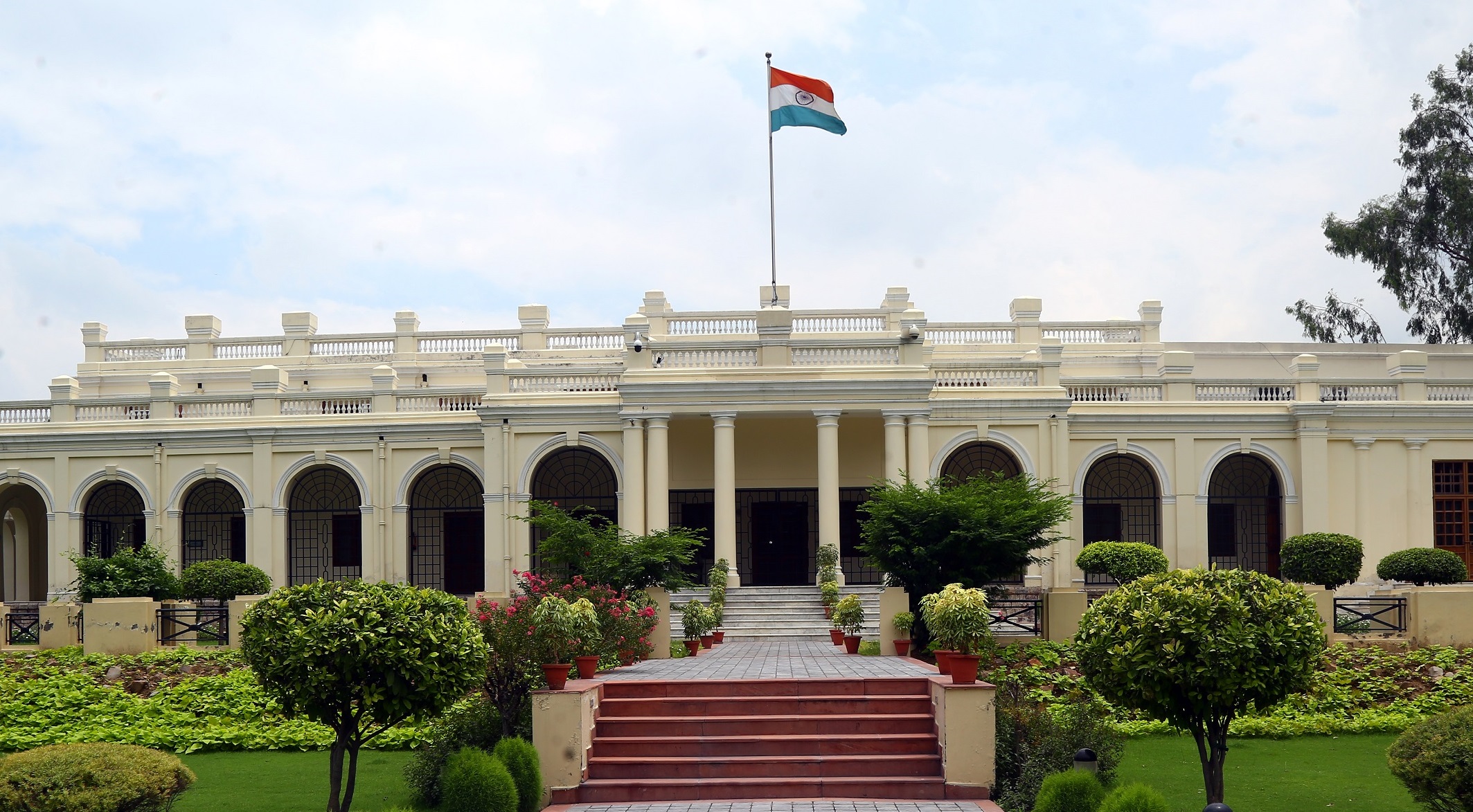 Top 20 Political Science colleges in India
