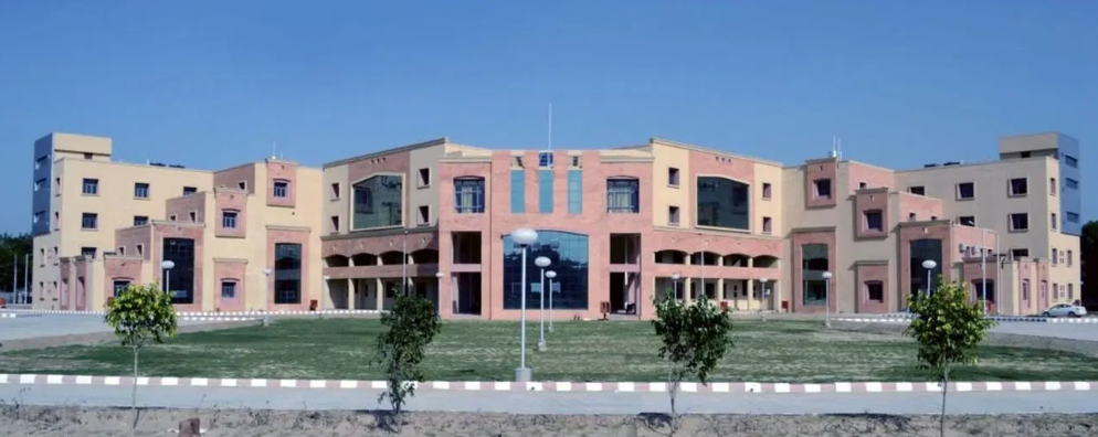 Baba Farid University (BFUHS): Programs, Admissions, Scholarships, Placement
